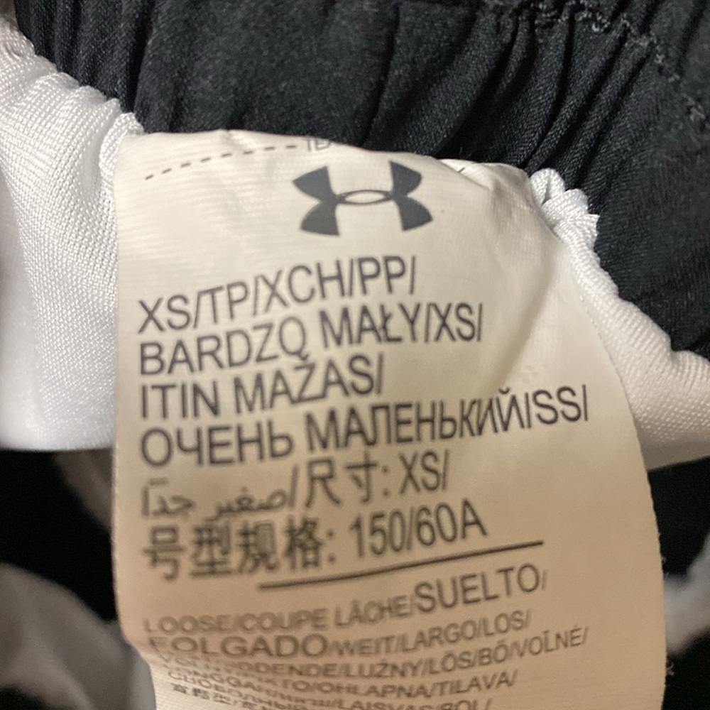 Nike Pro Shorts and Long Sleeve Bundle - Picture 6 of 7